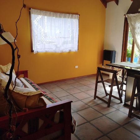 Kiritina'S House Homestay El Calafate Exterior photo
