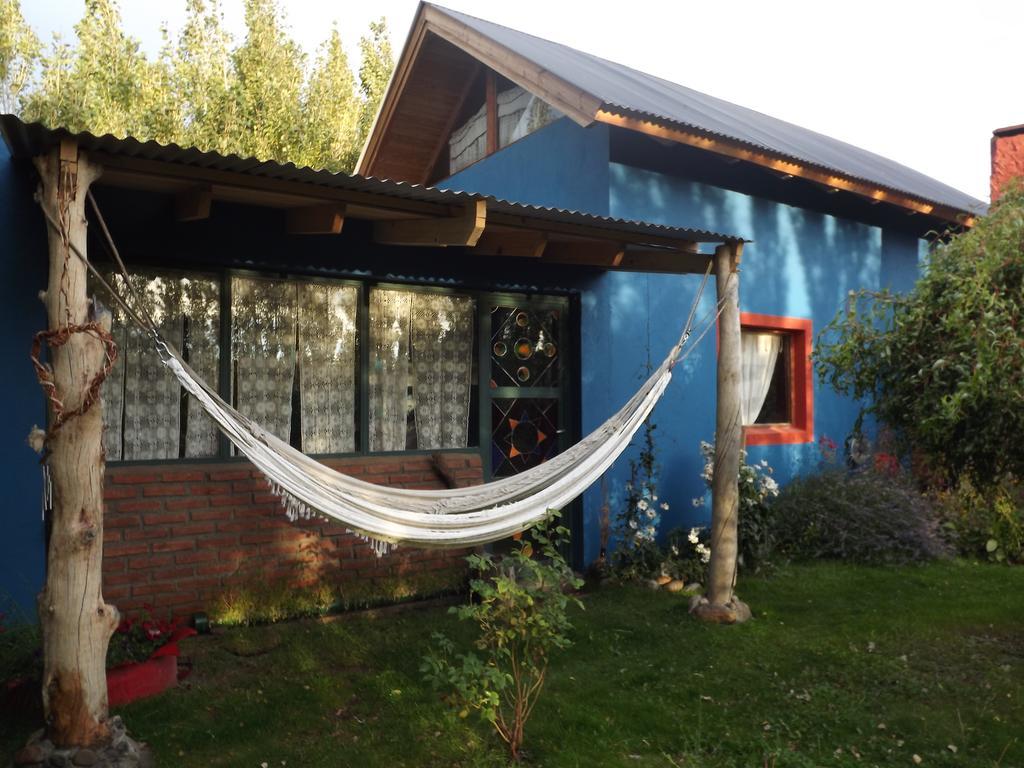 Kiritina'S House Homestay El Calafate Exterior photo